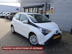 Toyota Aygo - 1.0 VVT-i x-play 1e Eigenaar | Dealer Onderh | NAP | BTW | Camera | Navi via Carplay | DAB