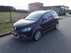 Volkswagen Golf - 1.6 Cross