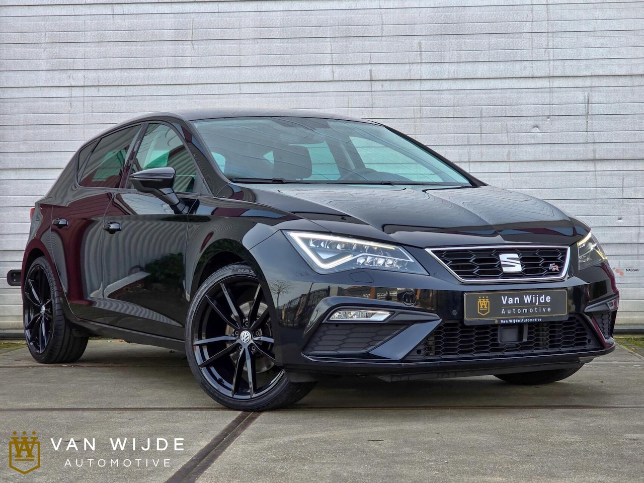 SEAT Leon - 1.8 TSI FR|AUTOMAAT|CARPLAY|CRUISE|STOELVERWARMING - AutoWereld.nl