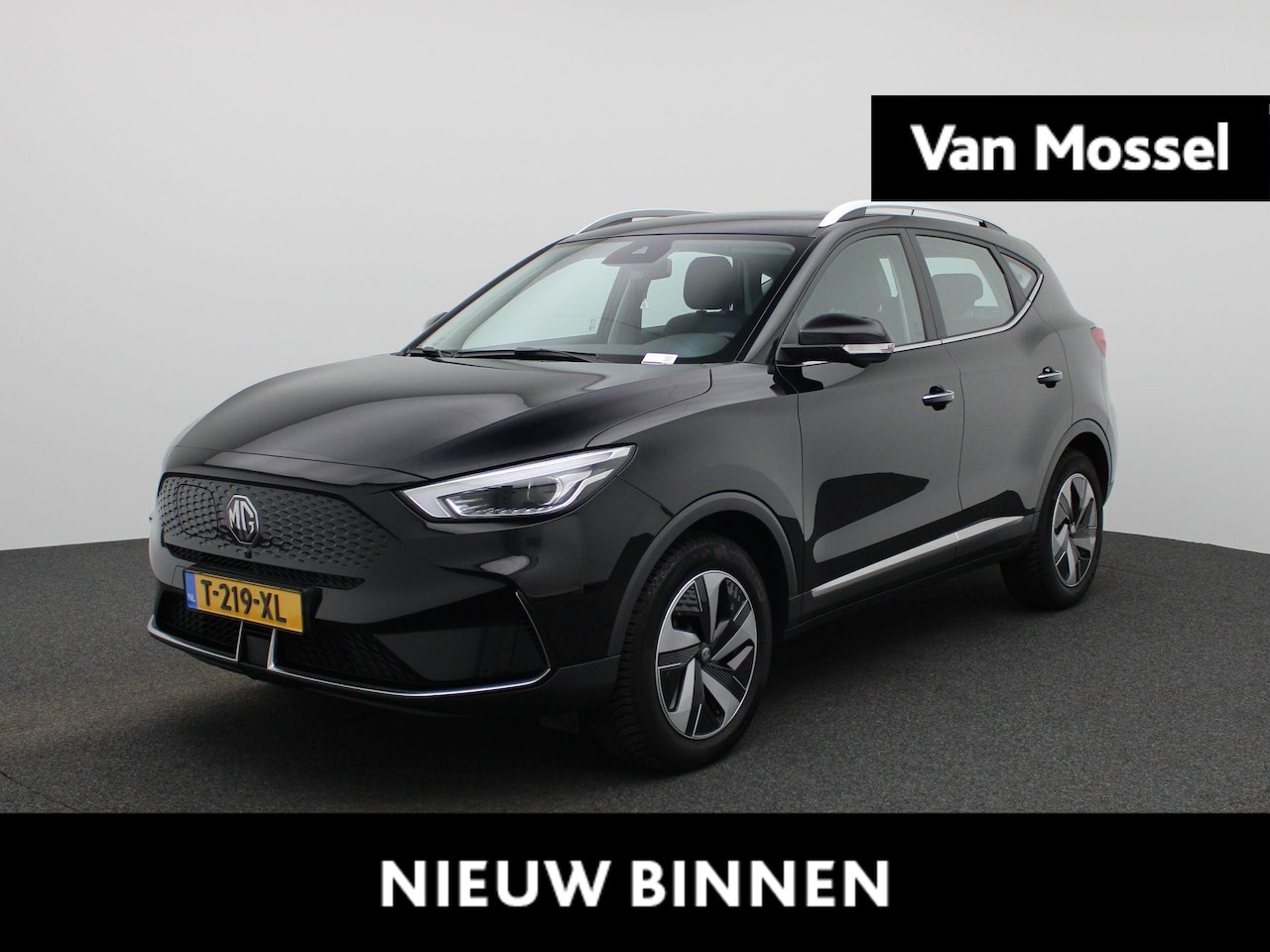 MG ZS - EV Long Range Luxury 70 kWh | Apple Carplay/Android Auto | Panoramadak | Cruise Control  | - AutoWereld.nl