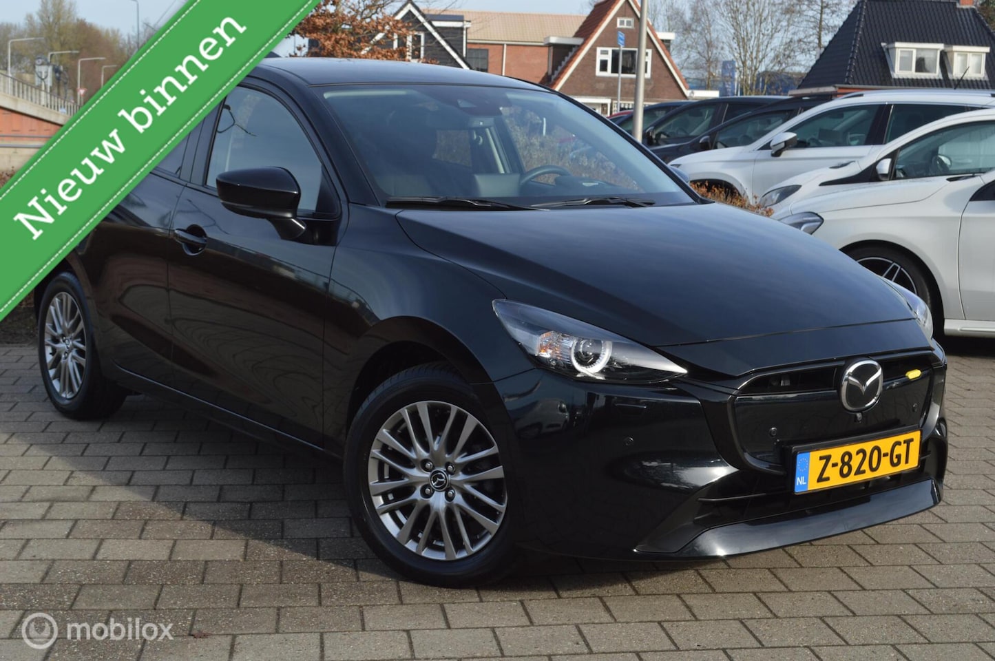 Mazda 2 - 1.5 SkyActiv-G AUTOMAAT Exclusive Line| 360° Camera - AutoWereld.nl