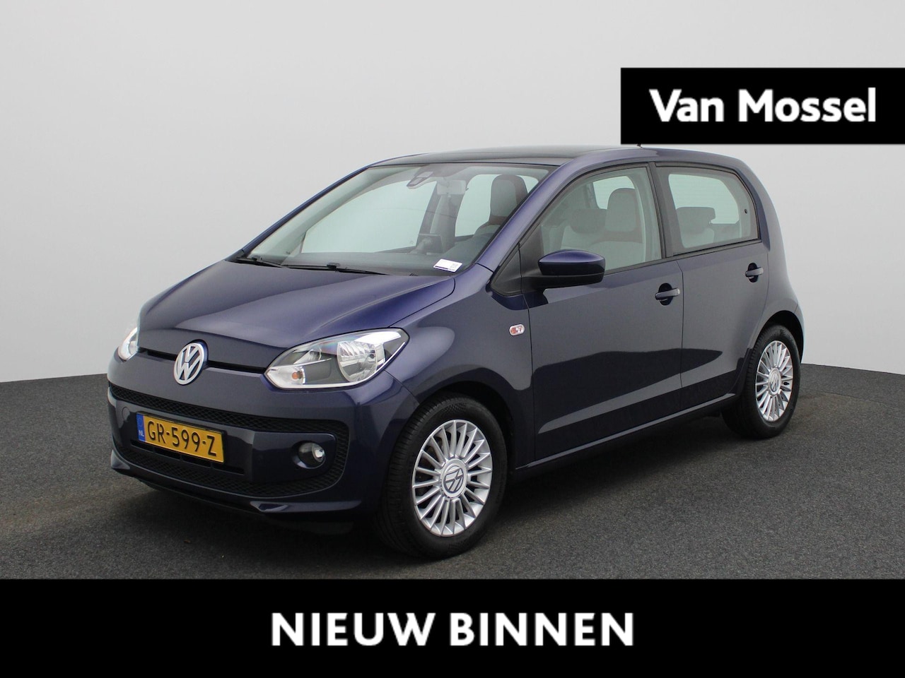 Volkswagen Up! - 1.0 high up! BlueMotion | Stoelverwarming | Parkeersensoren | Panoramadak | - AutoWereld.nl
