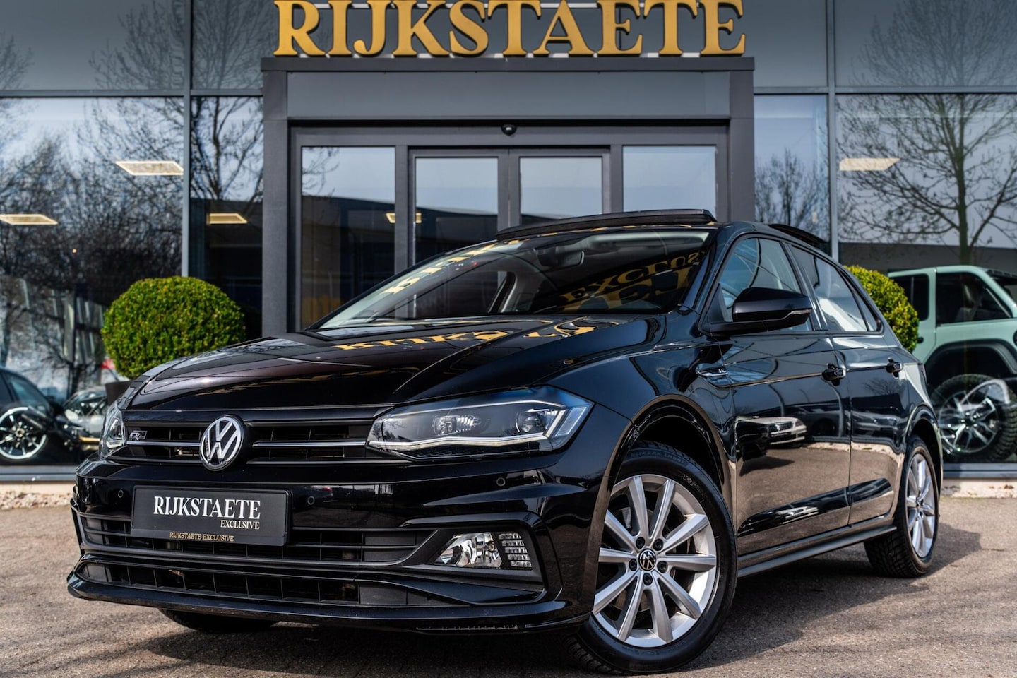 Volkswagen Polo - 1.0 TSI R-Line|PANO|CARPLAY|16''|ACC|LED|PDC - AutoWereld.nl