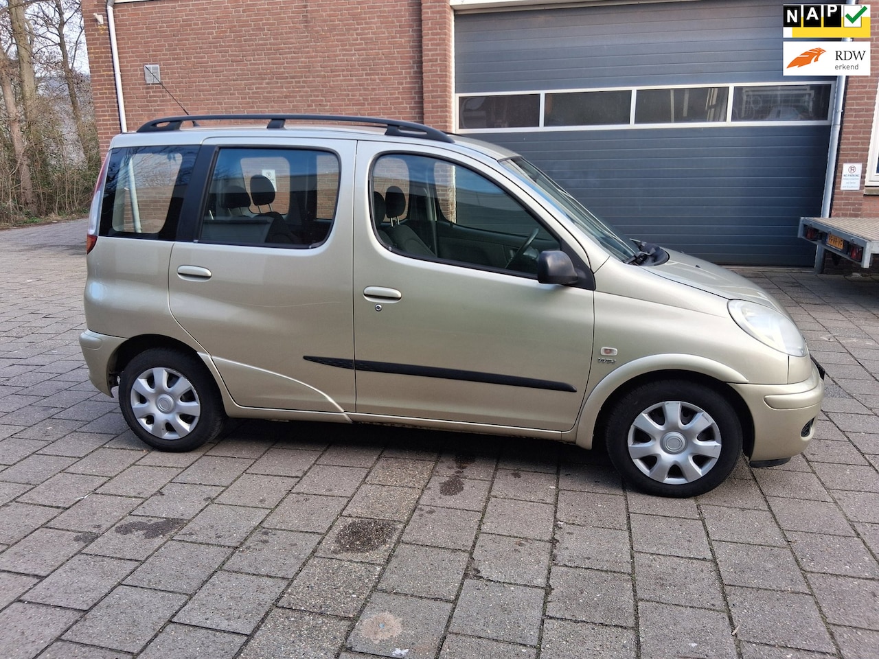 Toyota Yaris Verso - 1.3 VVT-i Sol Automaat !!! - AutoWereld.nl