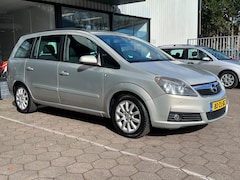 Opel Zafira - 1.8 Temptation /7 persoons/trekhaak/APK 13-03-2027/