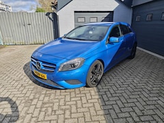 Mercedes-Benz A-klasse - 180 Ambition, Airco, Cruise control, Navi, 6 versnellingen, Parking system