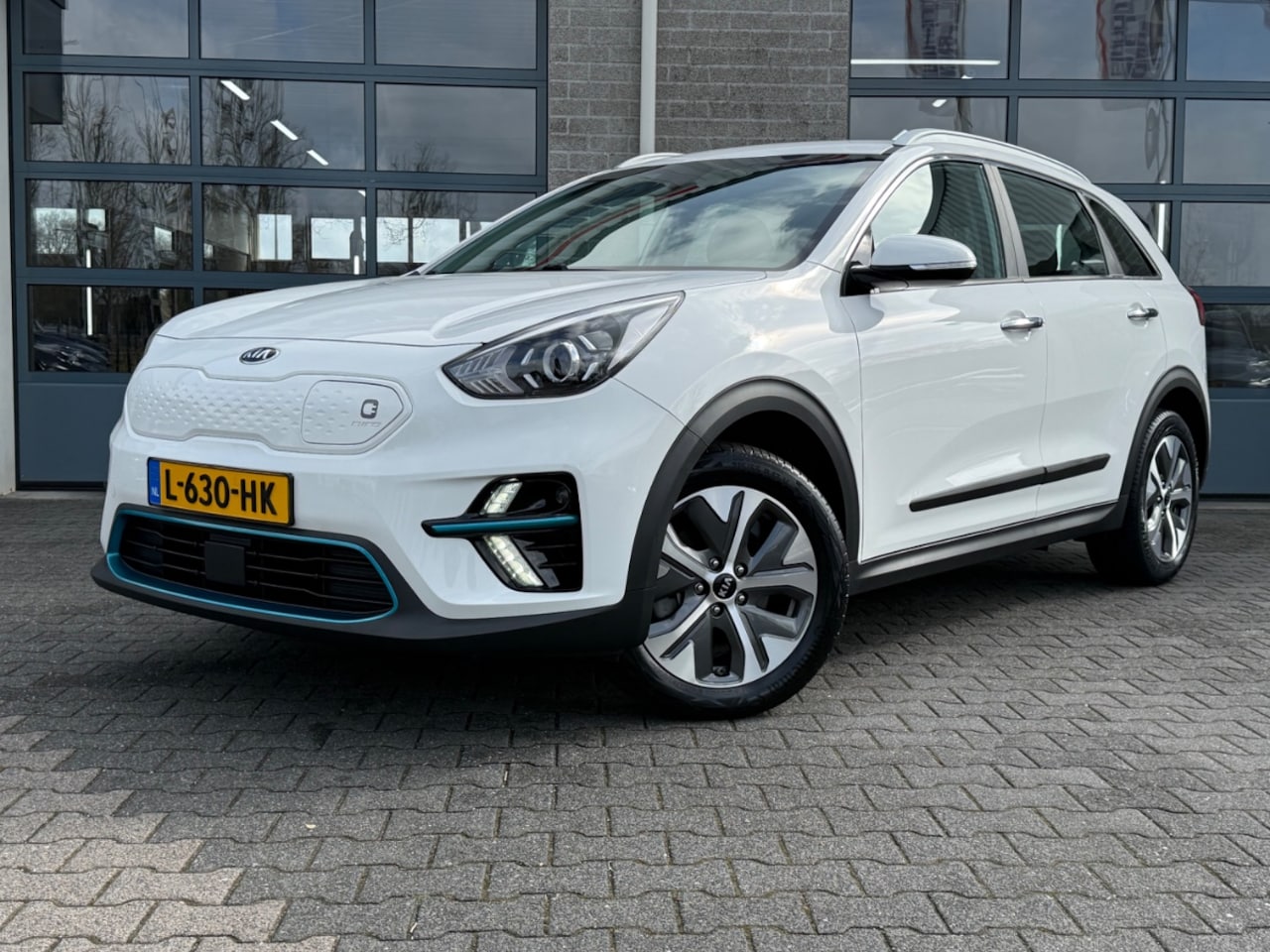 Kia e-Niro - DynamicLine 39 kWh |PARKEERCAMERA|NAVI| - AutoWereld.nl