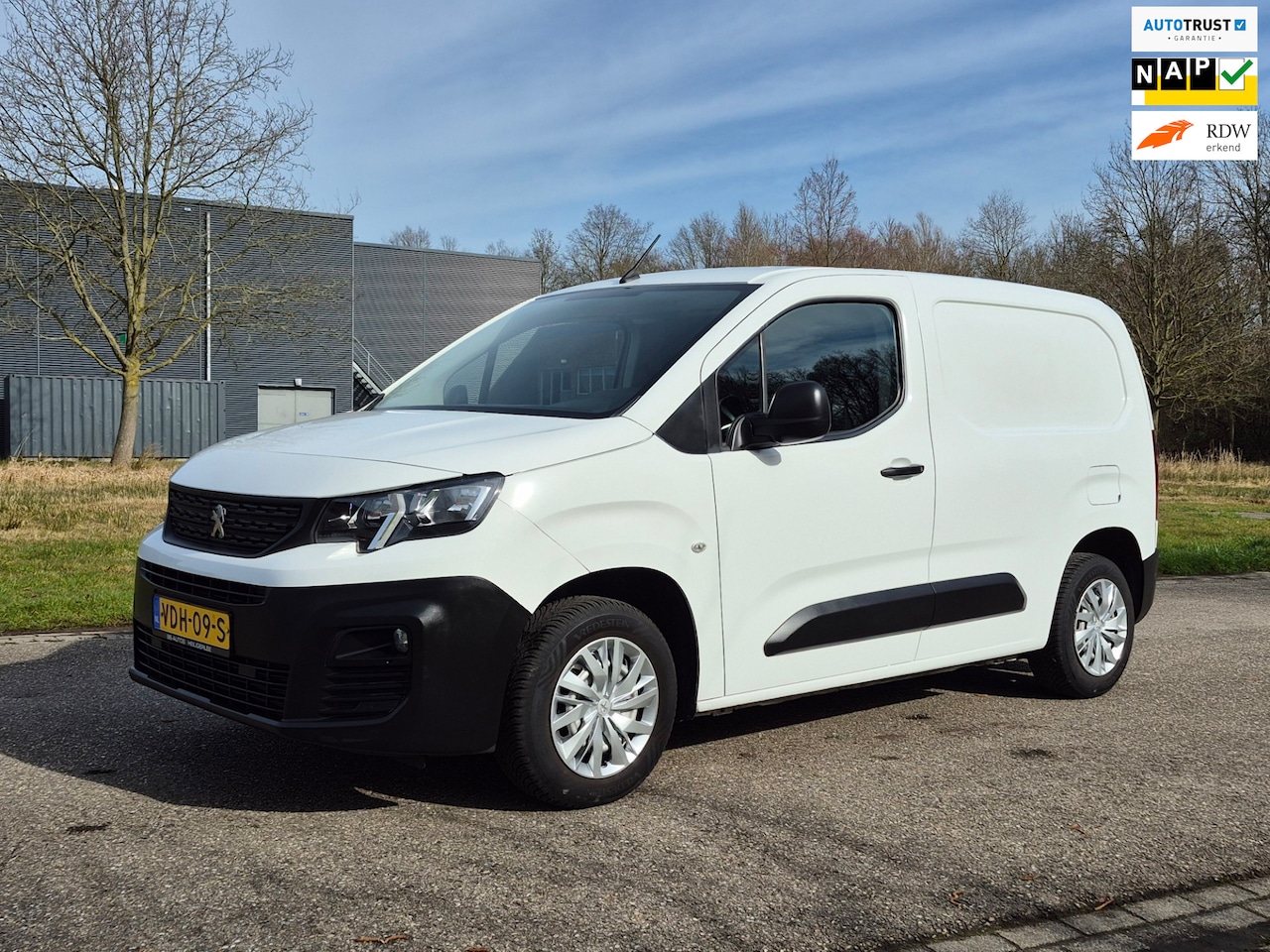 Peugeot Partner - 1.5 BlueHDI airco,trekhaak - AutoWereld.nl