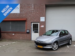 Peugeot 206 - 1.6-16V XS NAP 2e eigenaar APK