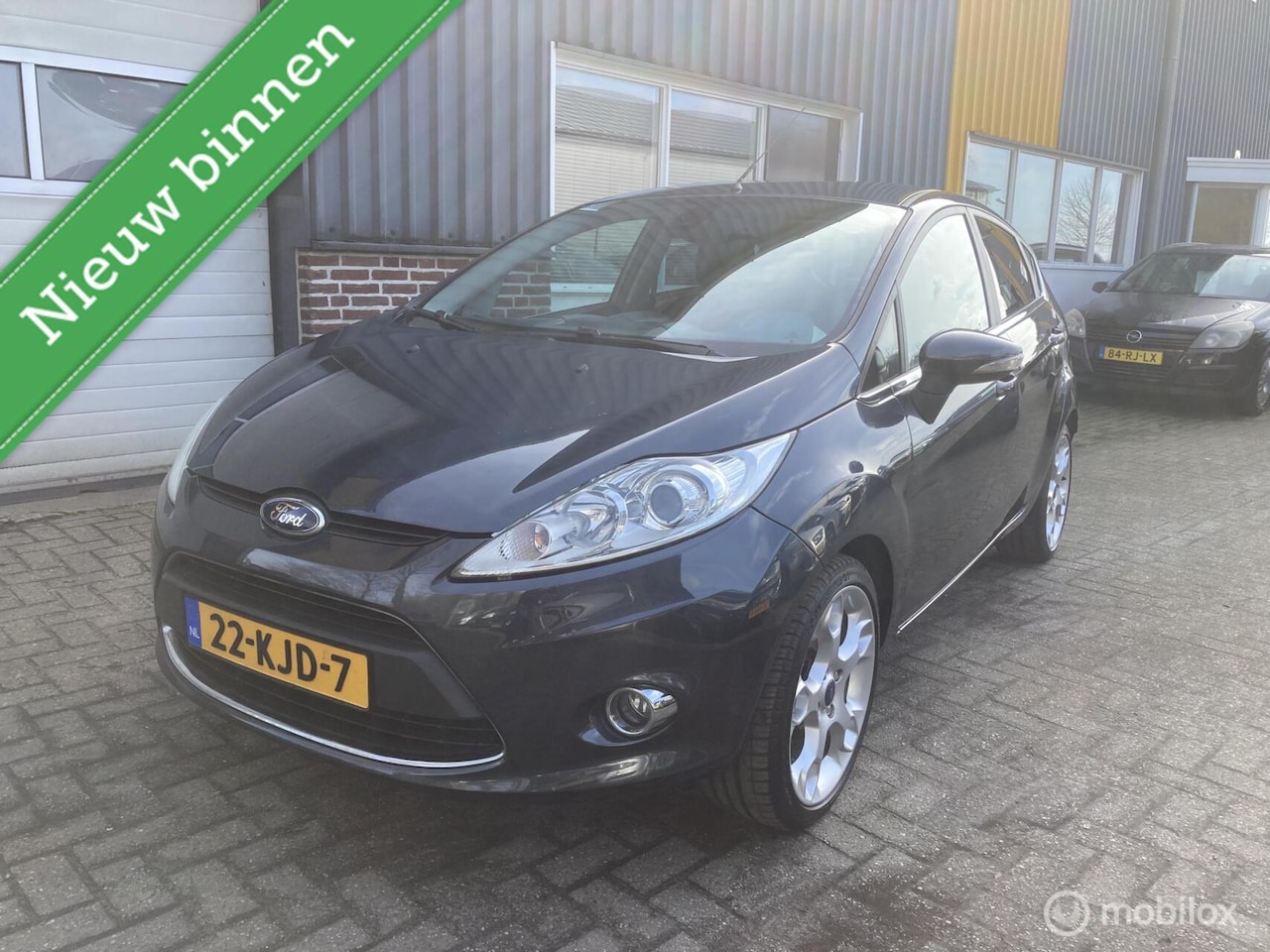 Ford Fiesta - 1.25 Titanium ZEER NETJES! - AutoWereld.nl