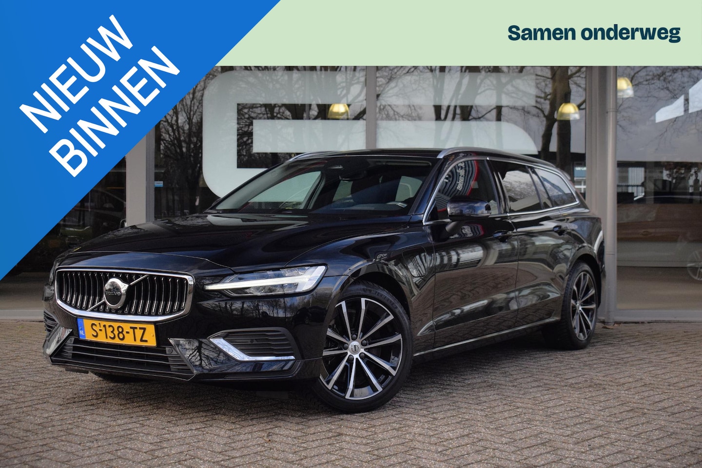 Volvo V60 - 2.0 T6 Plug-in hybrid AWD Core Bright |ACC|CAMERA| - AutoWereld.nl