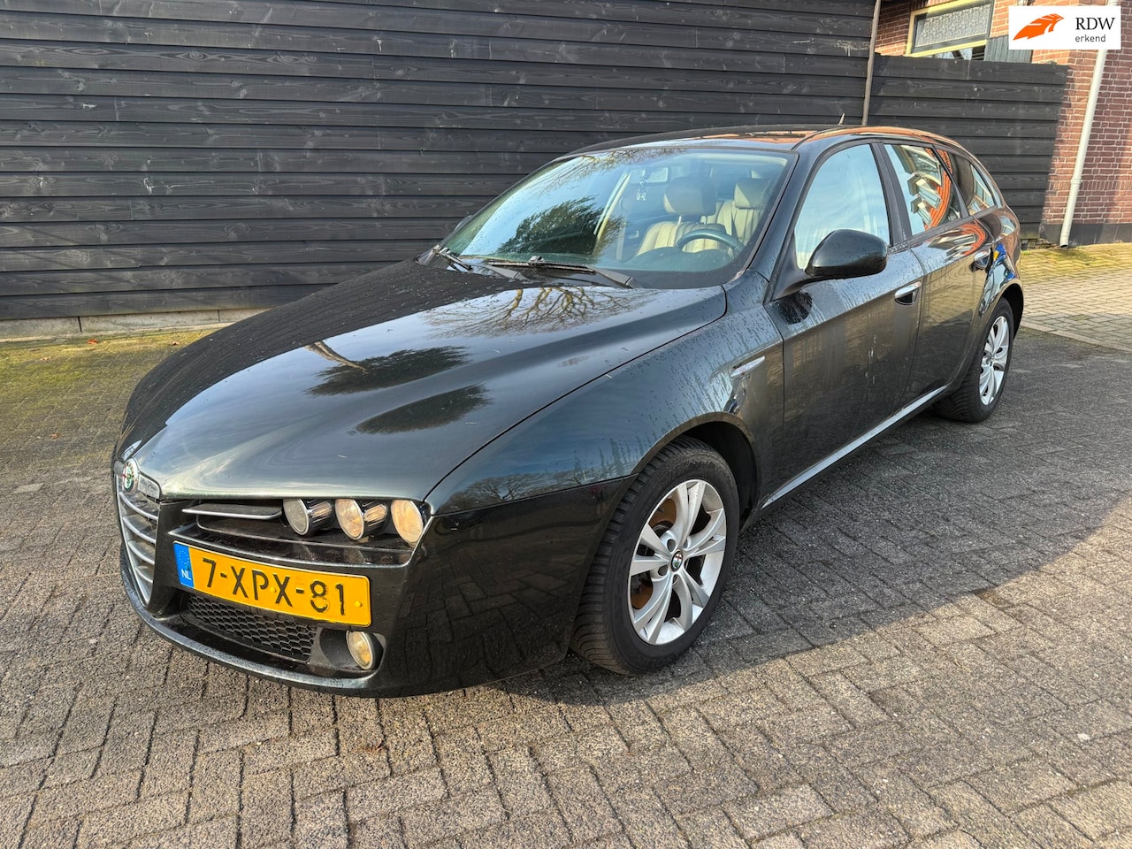Alfa Romeo 159 Sportwagon - 1.9 JTD Impression 1.9 JTD Impression - AutoWereld.nl