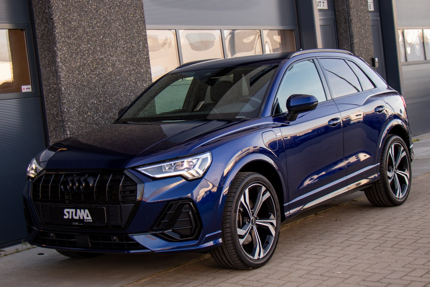 Audi Q3 - 45 TFSI e S edition | S-Line | 20 Inch | Keyless | Memory Seats | Matrix LED | Virtual | S - AutoWereld.nl