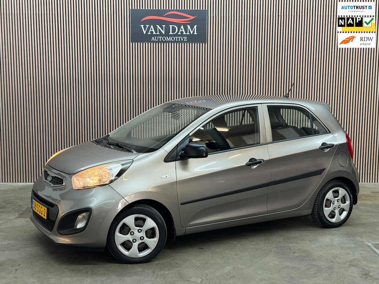 Kia Picanto - 1.2 CVVT Comfort Pack 2011 NAP AUTOMAAT AIRCO - AutoWereld.nl