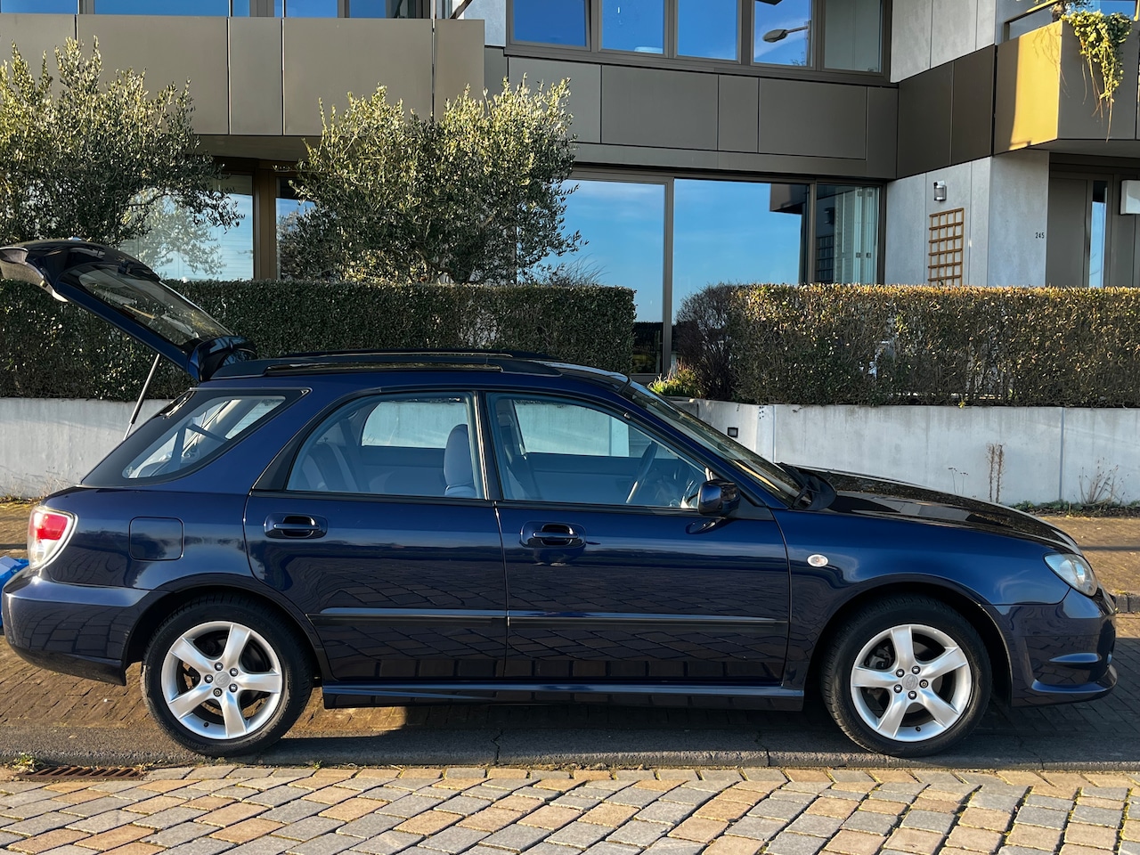 Subaru Impreza Plus - 2.0R - AutoWereld.nl
