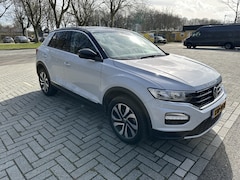 Volkswagen T-Roc - 1.5 TSI Active Automaat 7