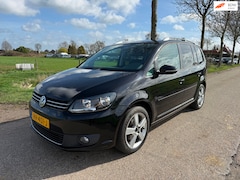 Volkswagen Touran - 1.6 TDI Highline BlueMotion 7Persoons/Automaat