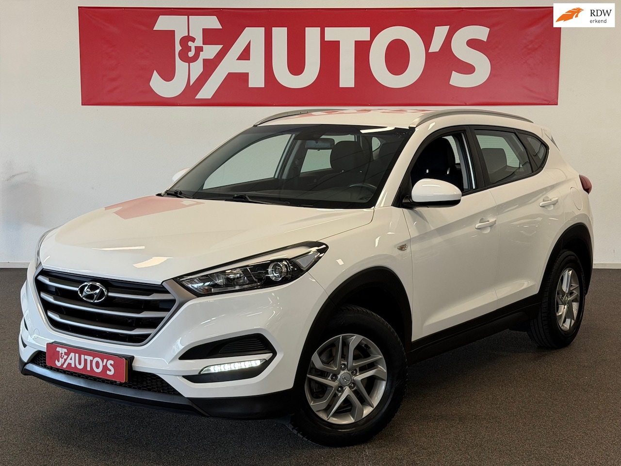 Hyundai Tucson - 1.6 GDi NAVIGATIE|CAMERA|TREKHAAK|CRUISE - AutoWereld.nl