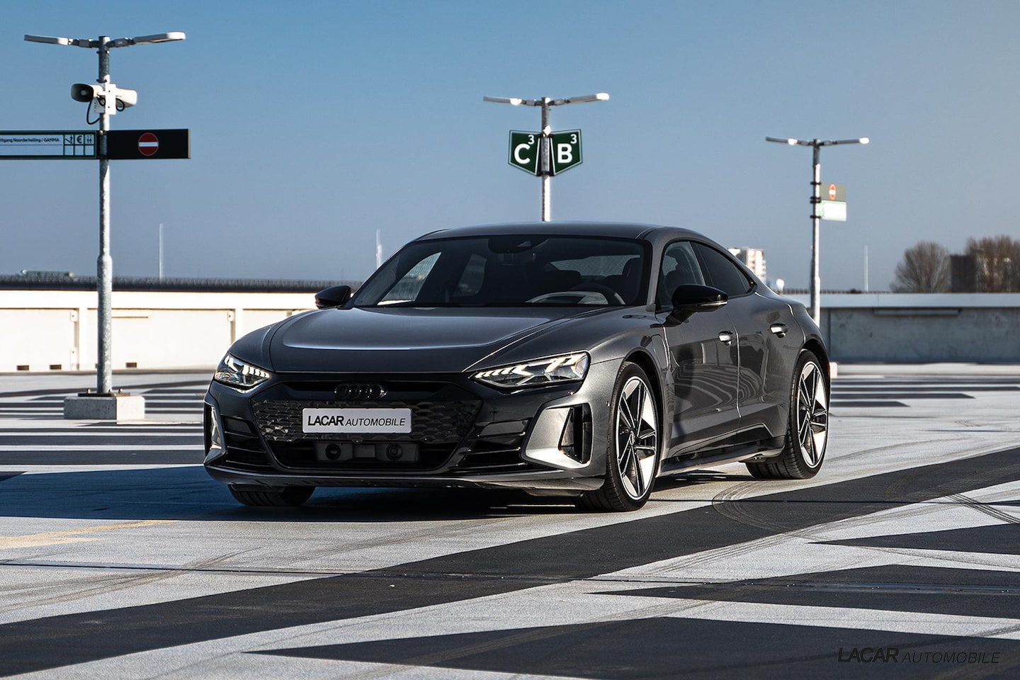 Audi e-tron GT - RS 598pk I NP 160k I 4WS I Carbon I Pano I - AutoWereld.nl