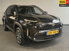 Toyota Yaris Cross - 1.5 Hybrid 115 First Edition Rijklaar + fabrieksgarantie Henk Jongen Auto's in Helmond, al