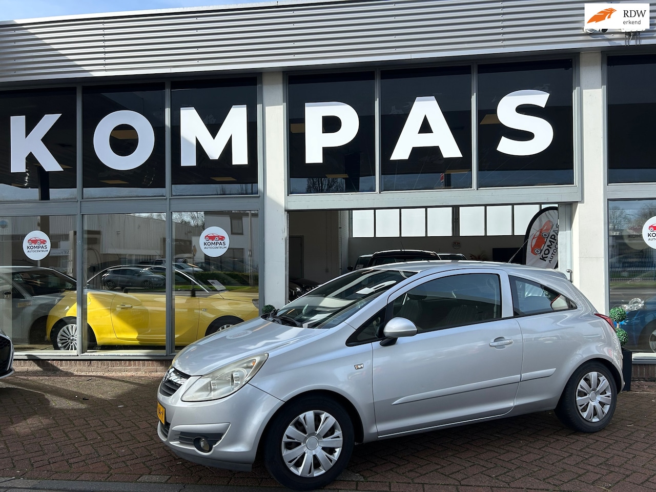 Opel Corsa - 1.2-16V Rhythm |APK2027|AIRCO|EL.RAMEN|CRUISE CONTROL|MULTIFUNCTIONEEL STUUR|AUX - AutoWereld.nl