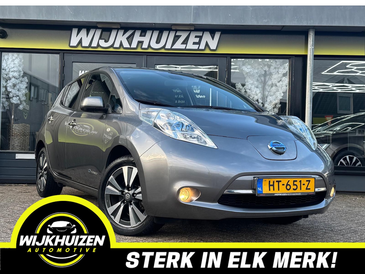 Nissan LEAF - Tekna 24 kWh met Leder !!! 17 Inch !!! Led !!! Nette staat !!! - AutoWereld.nl
