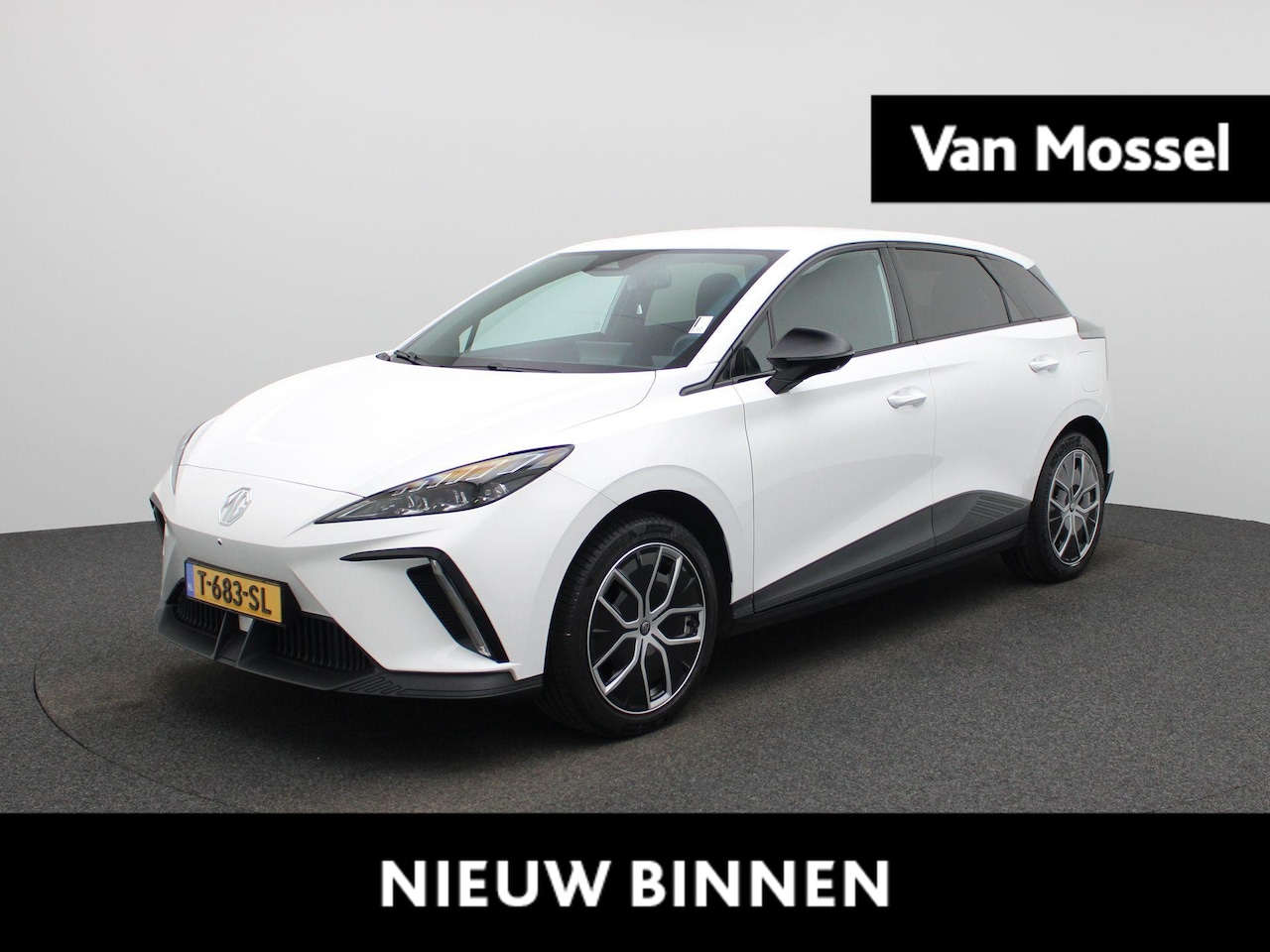 MG MG4 Electric - Luxury 64 kWh | Climate Control / ECC | Licht metalen velgen 18 inch | Cruise control Adap - AutoWereld.nl