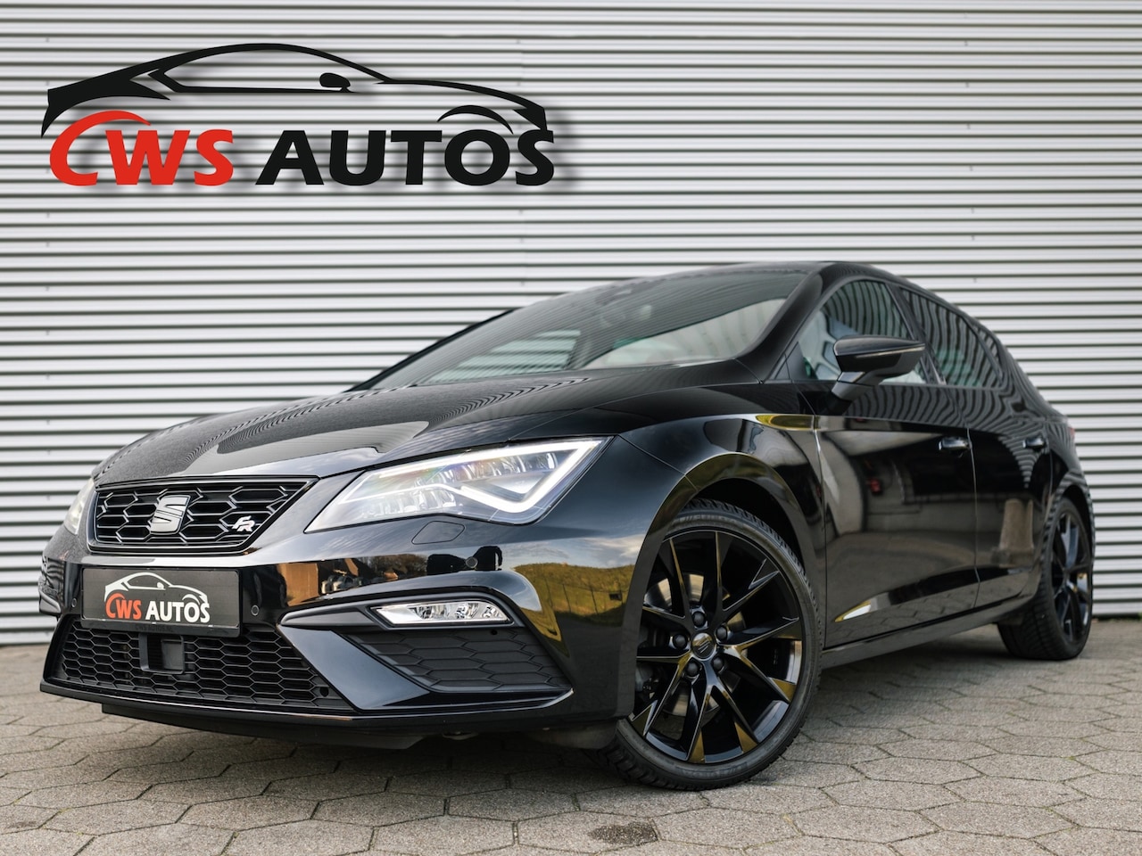 SEAT Leon - 1.5 TSI FR Ultimate Edition BLACK*VIRTUAL*KEYLESS*ACC*LANE*BEATS*PANO - AutoWereld.nl