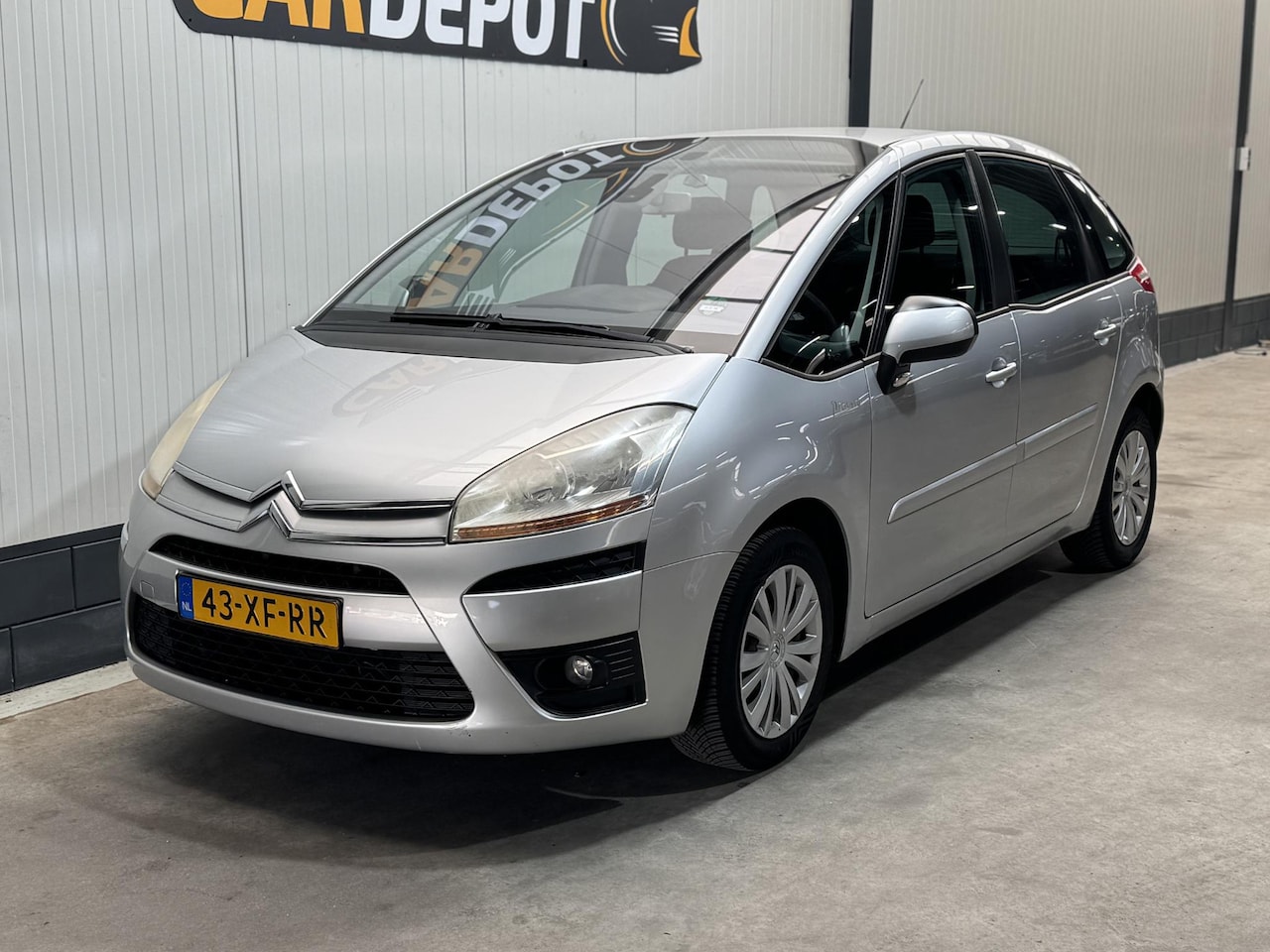 Citroën C4 Picasso - 1.8-16V Ambiance 5p. 1.8-16V Ambiance 5p. - AutoWereld.nl