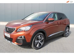 Peugeot 3008 - 1.2 PureTech Allure 27.039 KILOMETER
