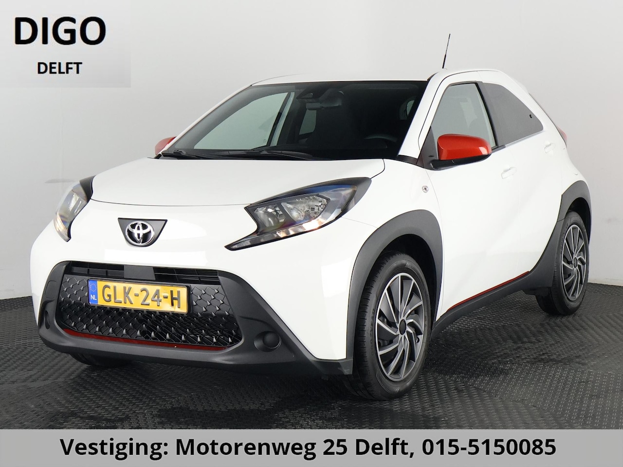 Toyota Aygo X - 1.0 VVT-i Play 1e EIG SPECIAL EDITION GARANTIE 10-2034. CARPLAY NAVIGATIE. ADAPTIEVE CRUIS - AutoWereld.nl