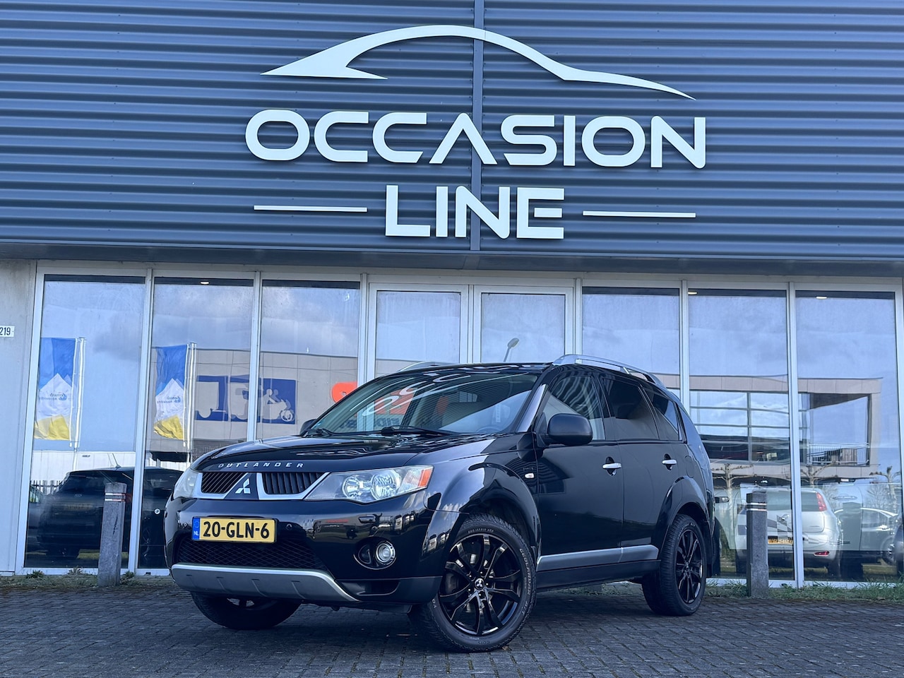 Mitsubishi Outlander - 2.4 | 7Pers | Automaat | 4X4 | APK | Camera | Leder - AutoWereld.nl