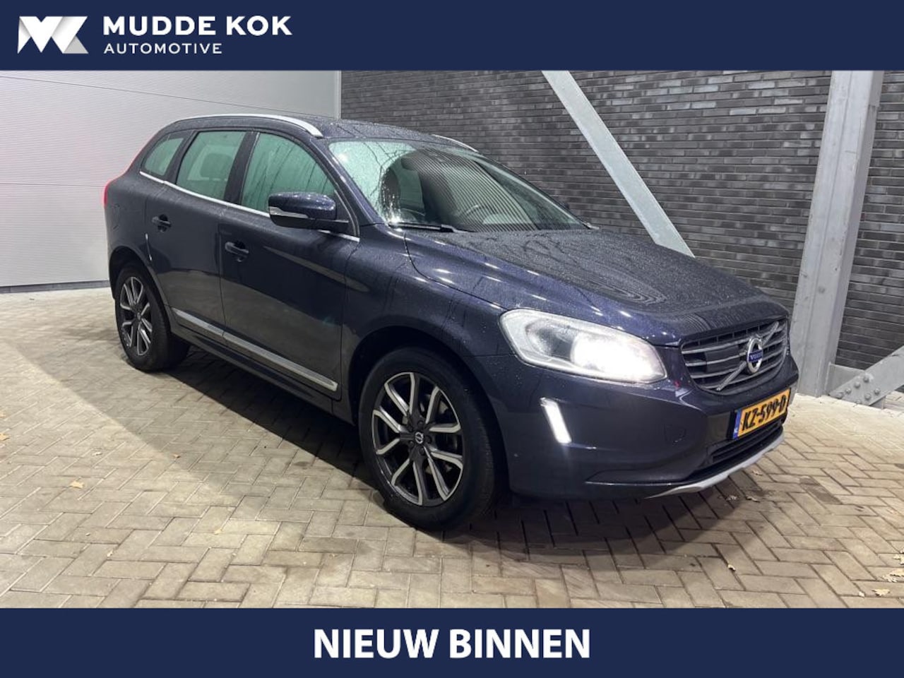 Volvo XC60 - D4 Summum | Aut | Panoramadak | Trekhaak | Leder | ACC | Camera - AutoWereld.nl