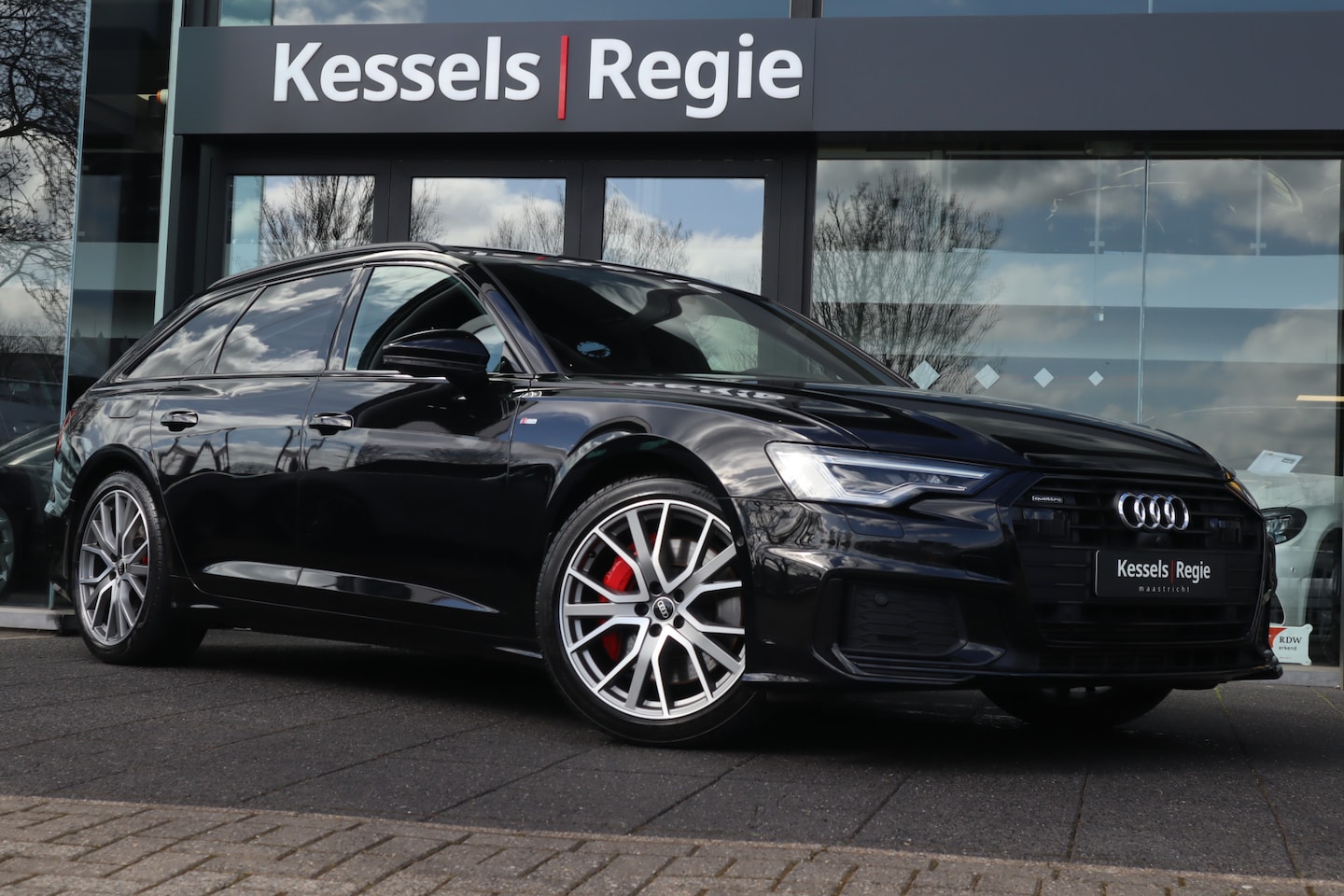 Audi A6 Avant - 55 TFSI e quattro Pano Leer Elec.trekhaak 20" 360 BLIS ACC B&O Memory - AutoWereld.nl