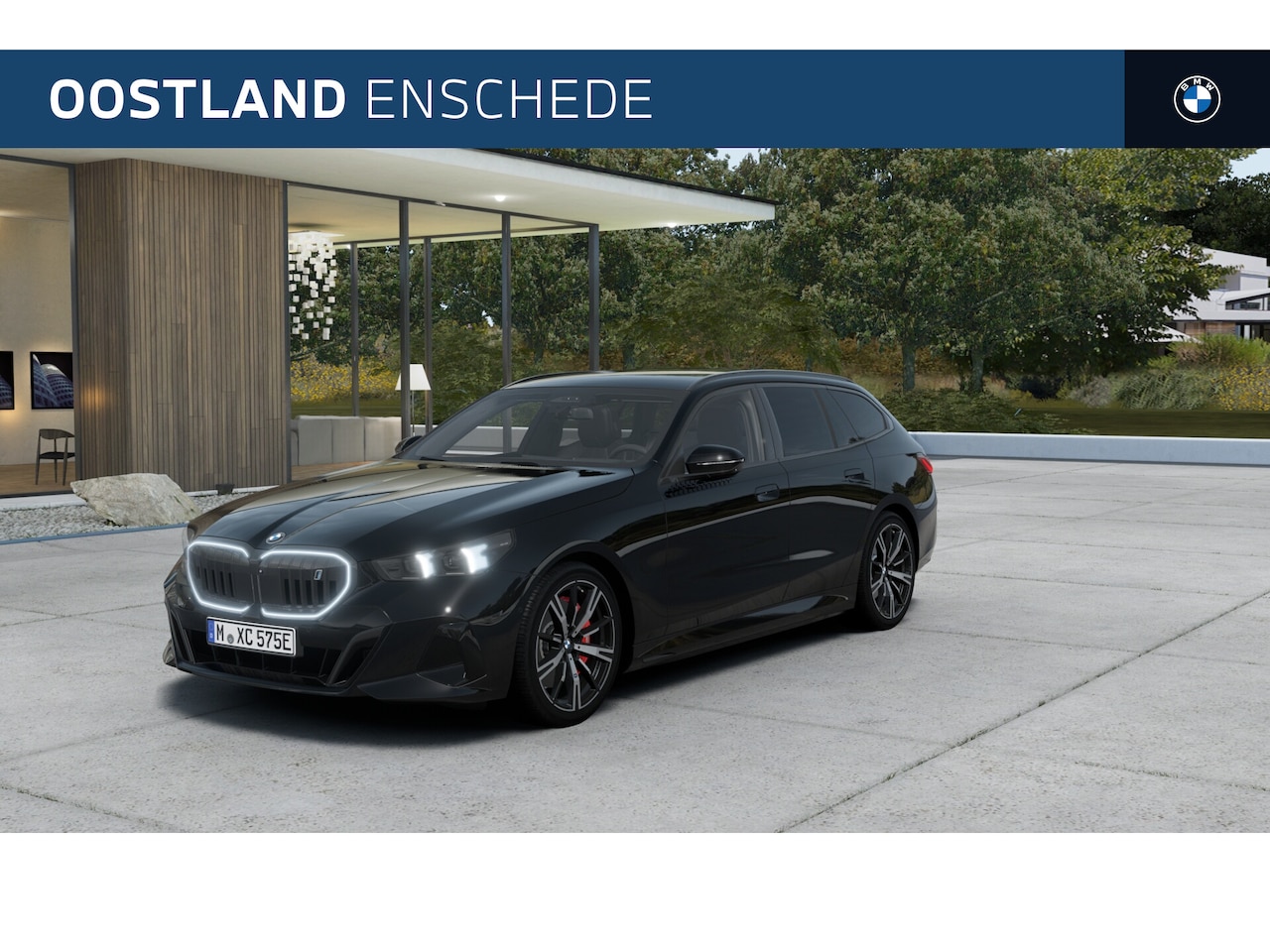BMW i5 Touring - eDrive40 M Sport / Panoramadak / Trekhaak / Adaptieve LED / Parking Assistant Professional - AutoWereld.nl