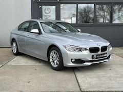 BMW 3-serie - 320i Executive