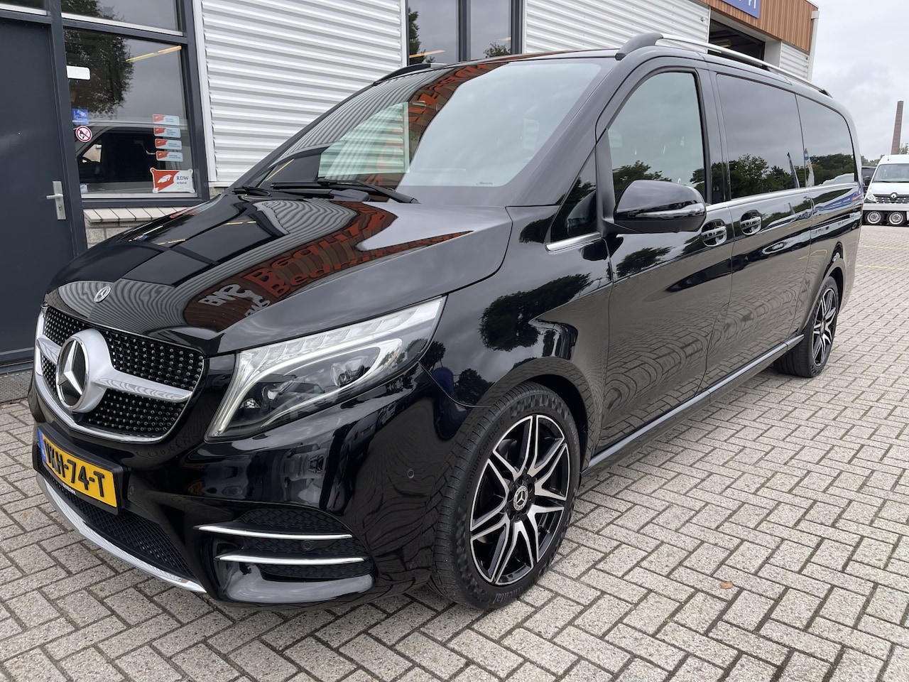 Mercedes-Benz V-klasse - 300d 237pk Extra Lang DC 5 persoons Avantgarde Edition / vaste prijs rijklaar € 49.950 ex - AutoWereld.nl