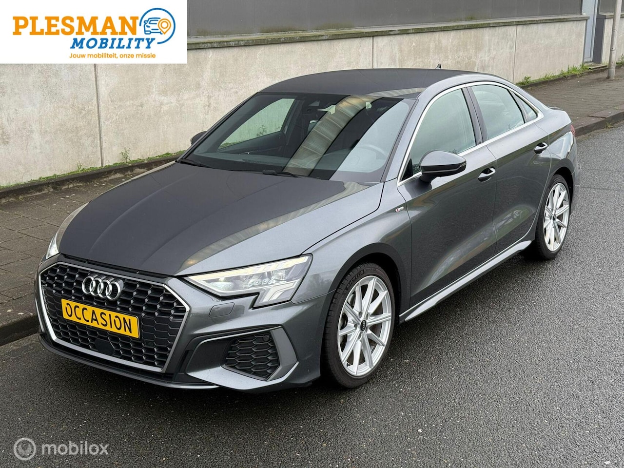 Audi A3 Limousine - 35 TFSI S-edition * 2022 * Automaat * - AutoWereld.nl