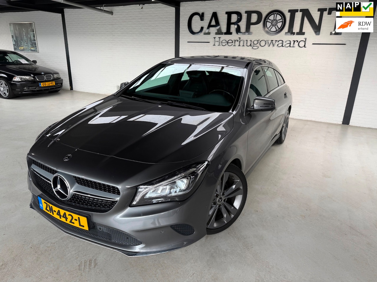 Mercedes-Benz CLA-klasse Shooting Brake - 180 d Business Solution 2019 Automaat Dealer O.H Orig NL Camera Navi 18LMV Cruise Xenon - AutoWereld.nl