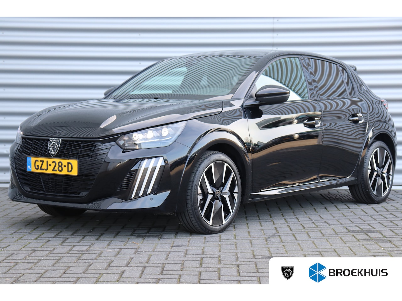 Peugeot 208 - 1.2 HYBRID 100PK GT PACK AUTOMAAT / NAVI / LEDER / CLIMA / PDC / 17" LMV / CAMERA / KEYLES - AutoWereld.nl