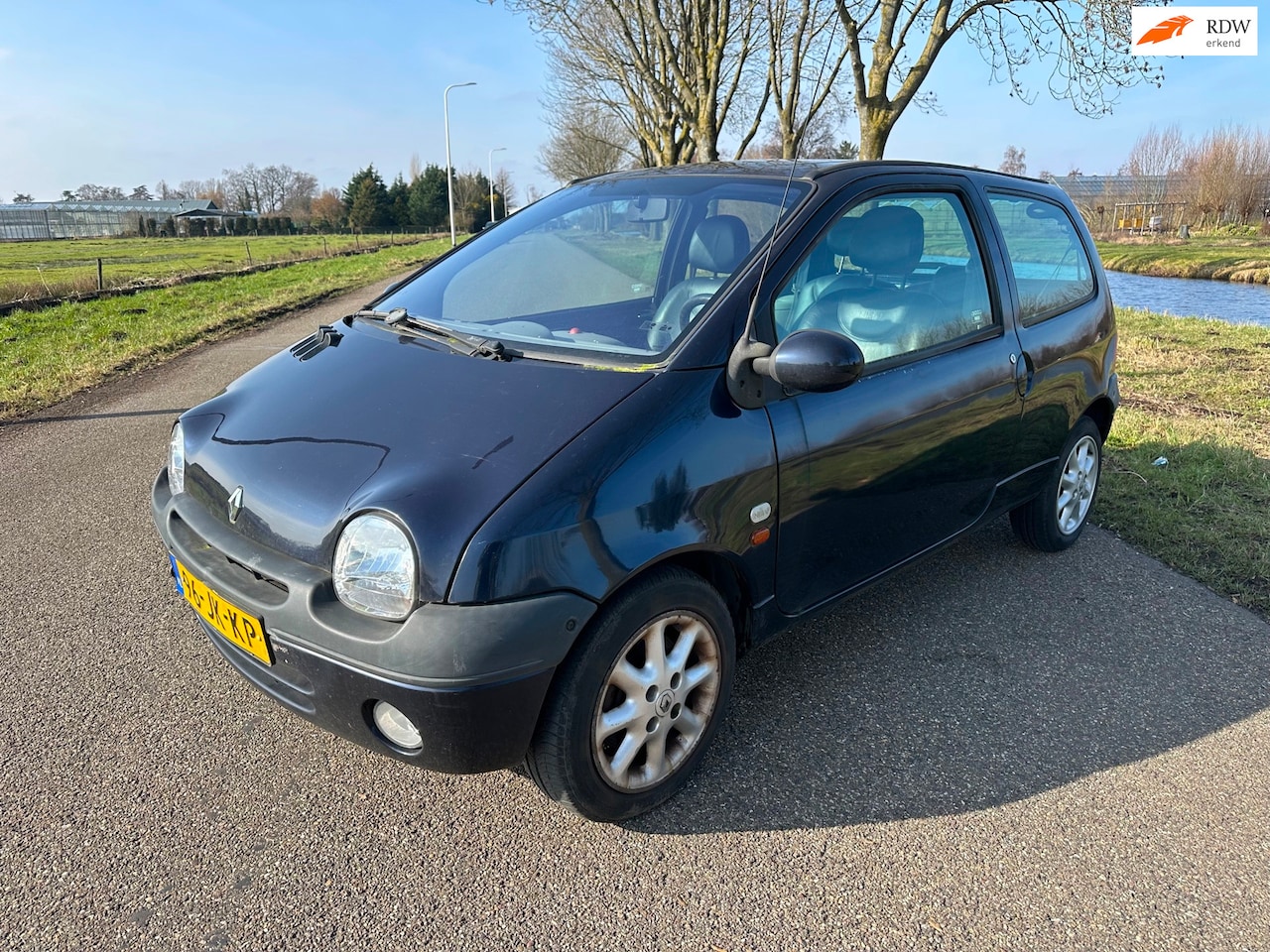 Renault Twingo - 1.2-16V Initiale nieuw apk|leder|automaat - AutoWereld.nl