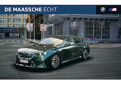 BMW 5-serie Touring - M5 Automaat / M Drive Professional / Panoramadak / Trekhaak / Bowers & Wilkins / M Multifu