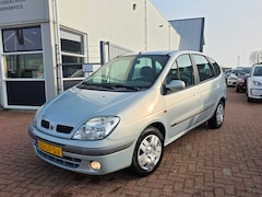 Renault Scénic - 1.6-16V Expression automaat