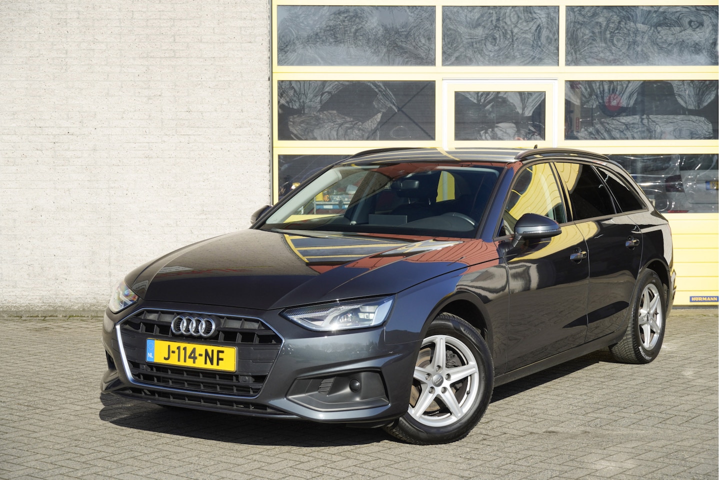 Audi A4 Limousine - 35 TFSI 150PK! Automaat Pro Line BJ2020 Lmv 16" | Led V+A | Pdc | Elek. trekhaak | Elek. a - AutoWereld.nl