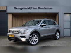 Volkswagen Tiguan - 1.4 TSI 150pk DSG Highline Pano.Dak 18inch LM Trekhaak A-Camera *NL auto* Keurig exemplaar