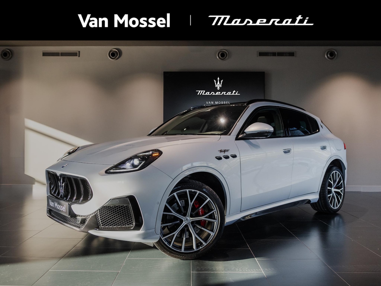 Maserati Grecale - 3.0 V6 Trofeo V6 Twin-Turbo | 530 pk | Stoelventilatie | Stoelverwarming voor en achter | - AutoWereld.nl