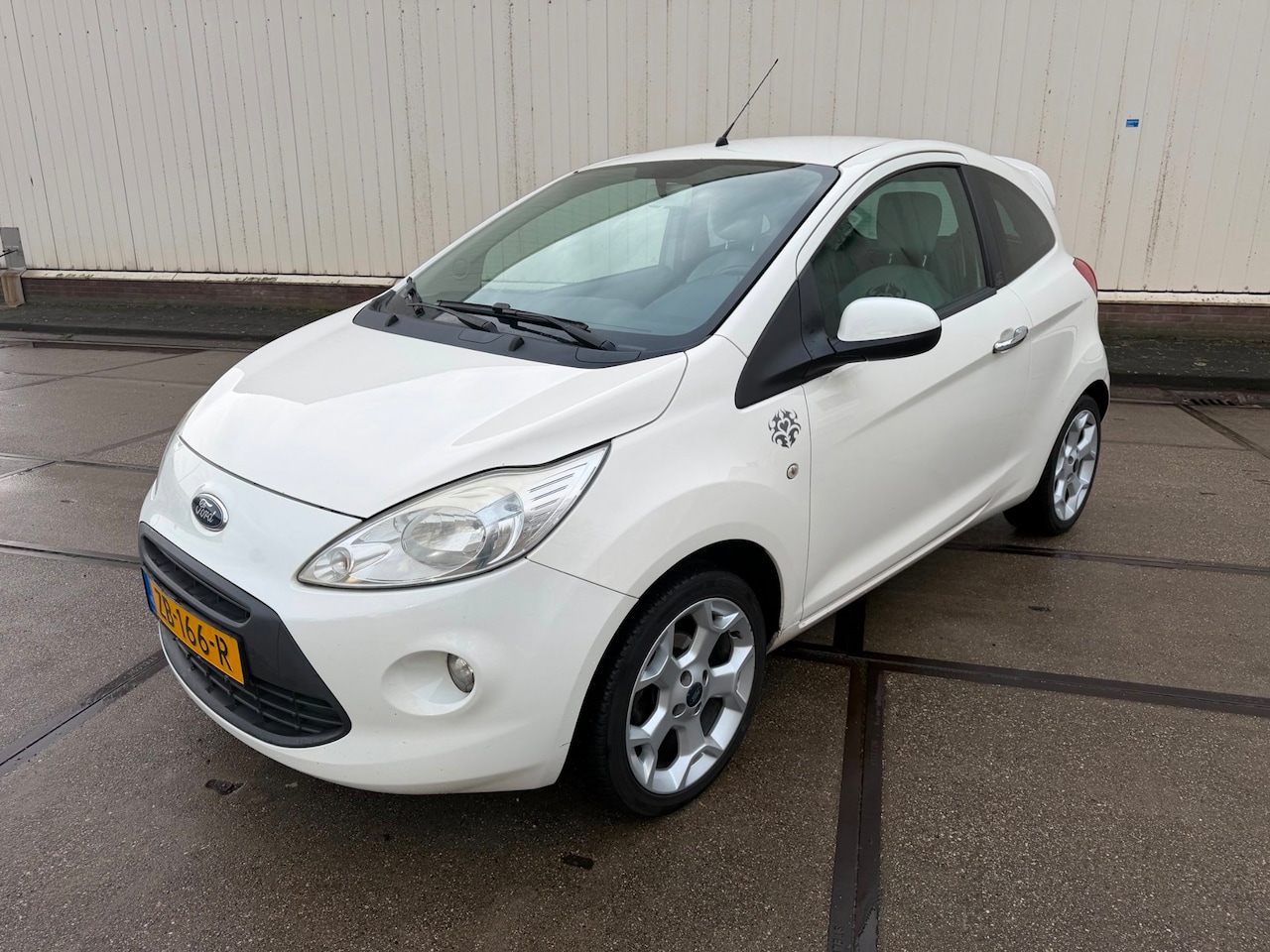 Ford Ka - 1.2 Limited start/stop airco - AutoWereld.nl