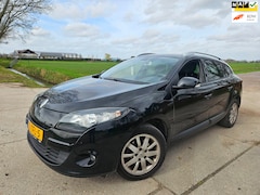 Renault Mégane Estate - 1.5 dCi Parisienne/ bj 2012 ( euro 5)