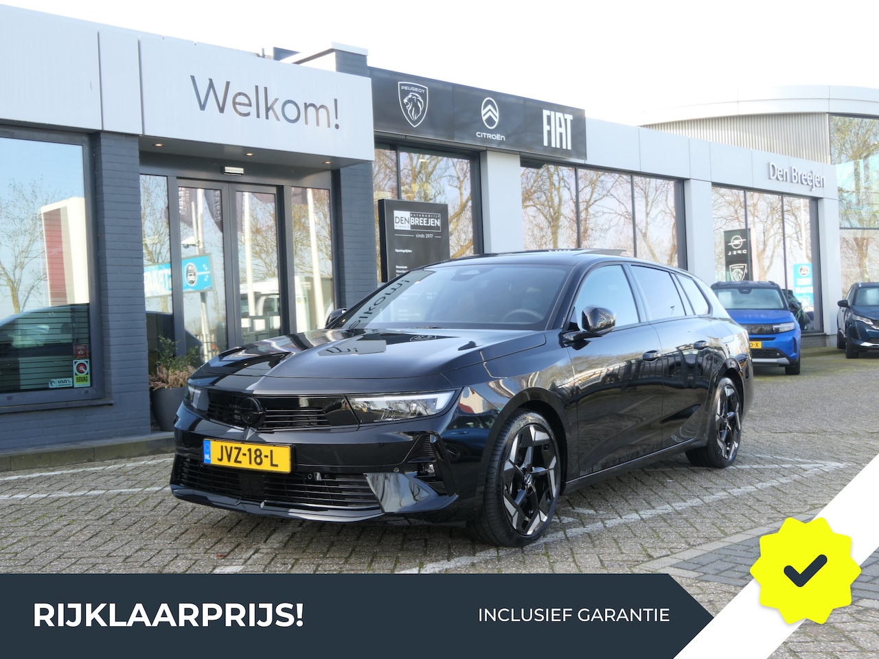 Opel Astra Sports Tourer - ST 1.6 Turbo 225pk Plug In Hybrid GSe | Panoramadak | Black Pack | LMV 18'' - AutoWereld.nl