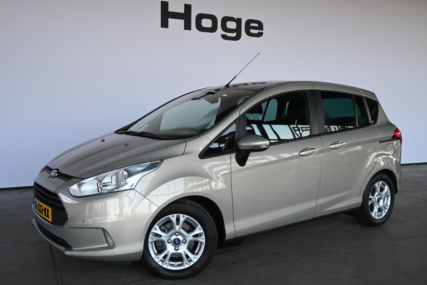 Ford B-Max - 1.6 TI-VCT Titanium Automaat Airco Trekhaak Dealer Onderhouden! Inruil Mogelijk! - AutoWereld.nl